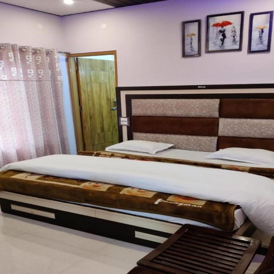 Oak Wood Homestay Banikhet Dalhousie Εξωτερικό φωτογραφία