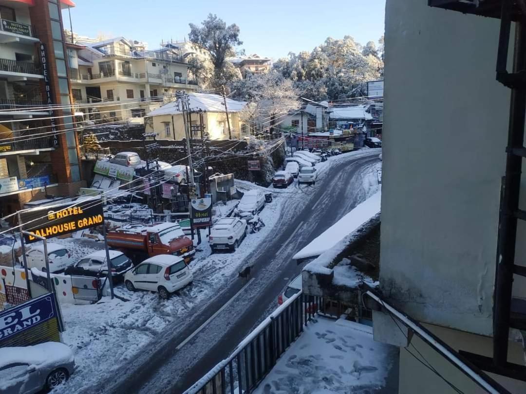 Oak Wood Homestay Banikhet Dalhousie Εξωτερικό φωτογραφία